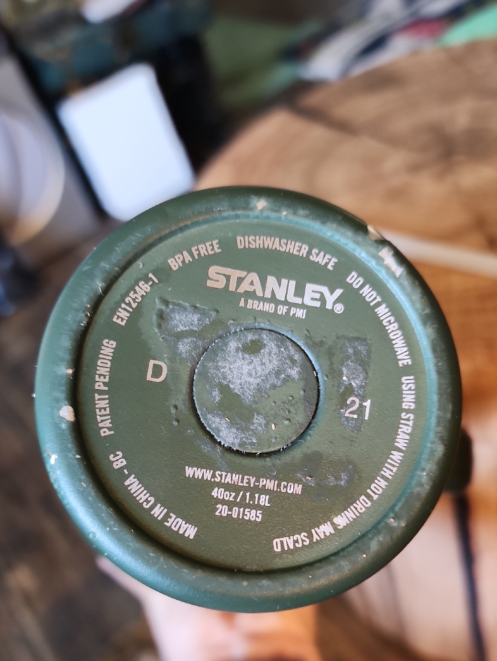 Stanley Olive Green Insulated Tumbler with Handle and Straw - Picture 5 of 6